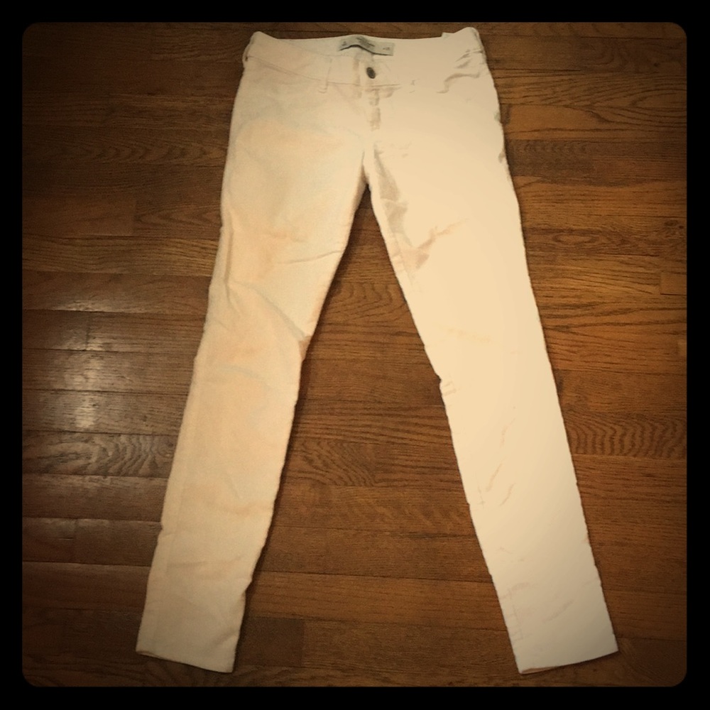White corduroy jeggings